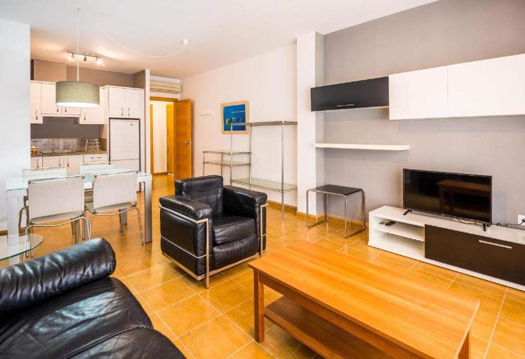 אגוואדולסה Apartamentos Mirablau מראה חיצוני תמונה