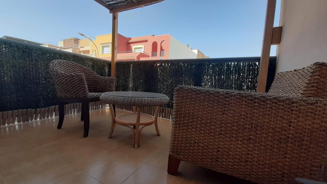 אגוואדולסה Apartamentos Mirablau מראה חיצוני תמונה